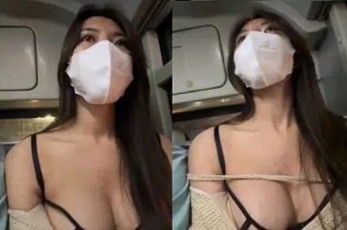 Trên xe bus nứng âm hộ kinh khủng